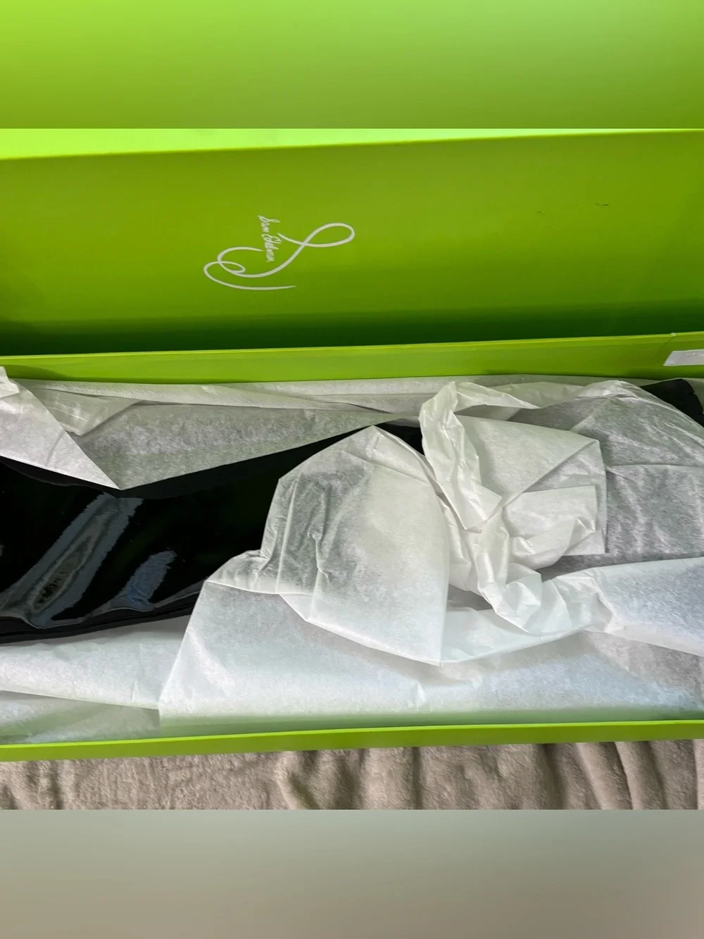 Sam Edelman patent gloss